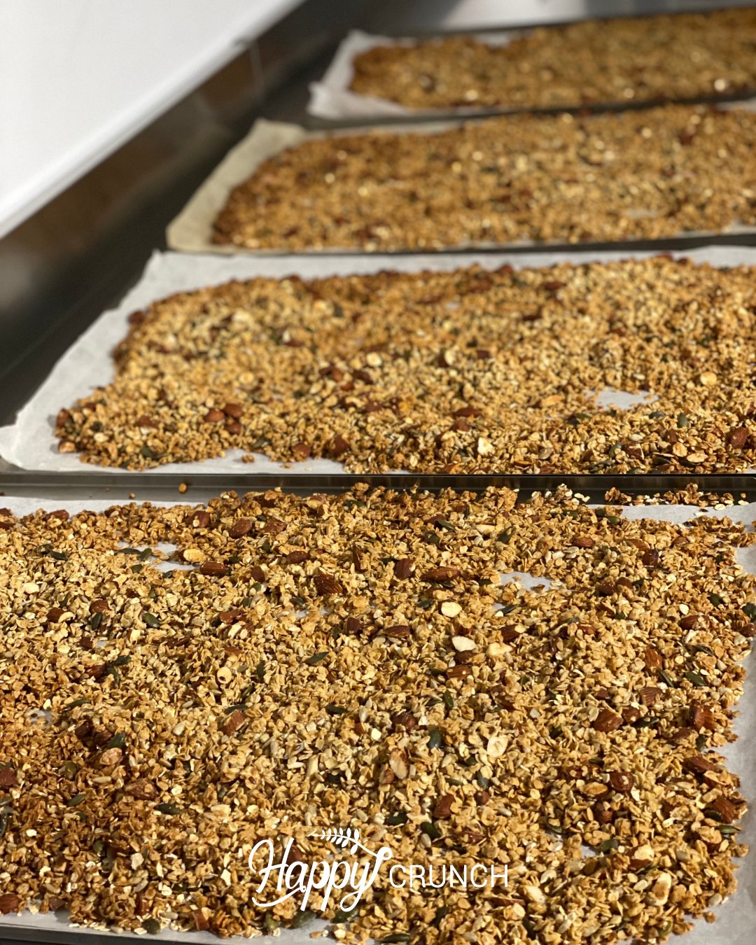 🥣 Zo begin je de dag altijd met de juiste energie én een goed gevoel.
Happy Crunch = happy life ❤️�
Mijn granola is gemaakt van verse, natuurlijke ingrediënten. Geen onnodige toevoegingen, wél bomvol smaak.�
Angelique 👩🏼🍳
#granolaabonnement�#happycrunch�#flexibelgenieten�#versgemaakt�#thuisbezorgd