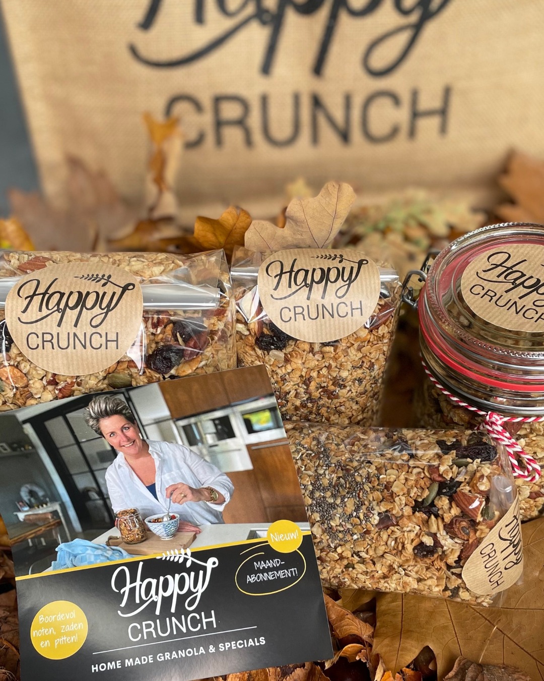 𝗠𝗲𝘁 𝘇𝗼𝗿𝗴 𝗯𝗲𝗿𝗲𝗶𝗱, 𝘃𝗼𝗹 𝗴𝗼𝗲𝗱𝗲 𝗶𝗻𝗴𝗿𝗲𝗱𝗶ë𝗻𝘁𝗲𝗻 🌿
Happy Crunch granola is gemaakt van volkoren havermout, noten, zaden en pitten, zonder geraffineerde suikers en boordevol smaak. 🥣✨

Een handje (ongeveer 20 gram) is al genoeg voor een lekker en voedzaam ontbijtje!

Angelique 👩🏼‍🍳

#versgebakken #granolaabonnement #happycrunchmomentje #granolaabonnement #happycrunch #flexibelgenieten #versgemaakt #thuisbezorgd